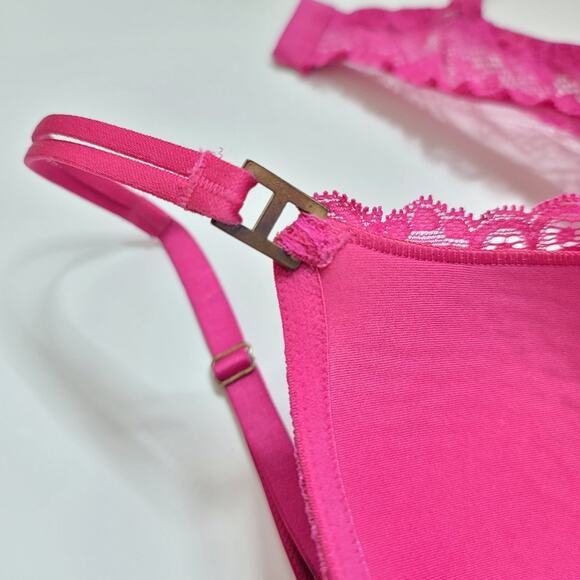 Bundle Victoria's Secret Very Sexy Bra, 34D Lace Padded Push-Up, VString Pink - Picture 9 of 14